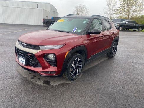 New 2023 Chevrolet TrailBlazer RS w/ Convenience Package AWD/4WD image 1