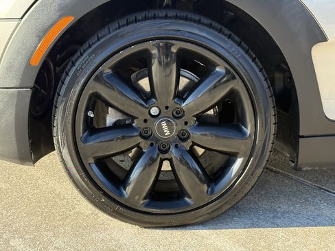 Used 2016 MINI Cooper Clubman image 12