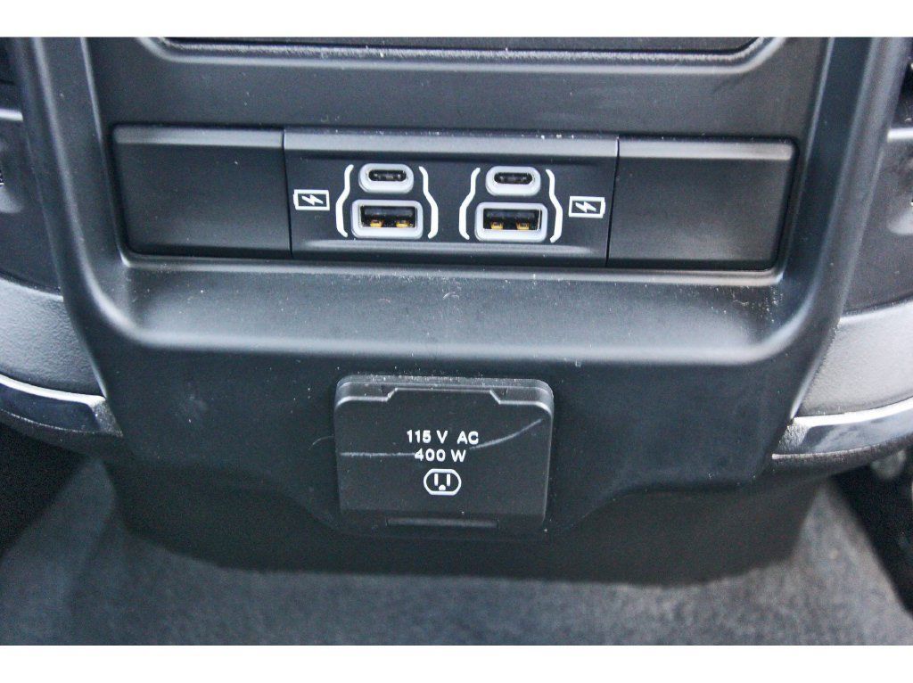 Used 2024 RAM 2500 Laramie w/ Night Edition AWD/4WD image 12