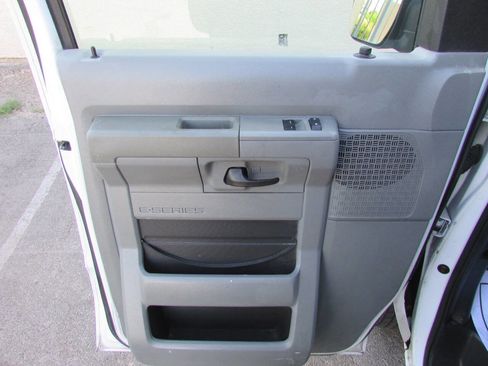 Used 2011 Ford E-150 and Econoline 150 w/ Commercial Cargo Van Pkg image 10