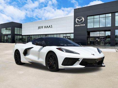 Used 2026 Chevrolet Corvette Stingray Premium Conv w/ 3LT RWD image 4
