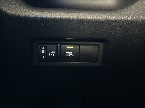 Used 2024 Toyota RAV4 XLE image 27