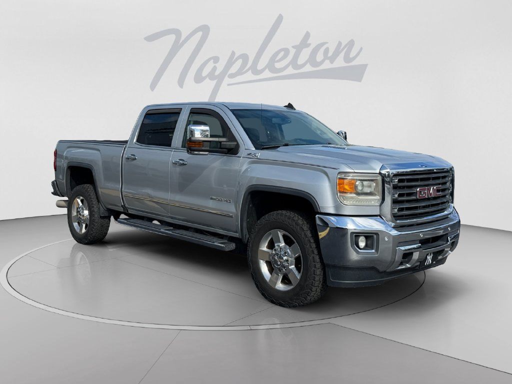 Used 2016 GMC Sierra 2500 SLT w/ Duramax Plus Package AWD/4WD image 8