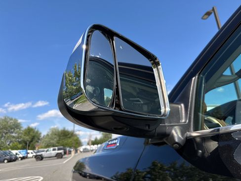 Used 2022 RAM 3500 Limited AWD/4WD image 24