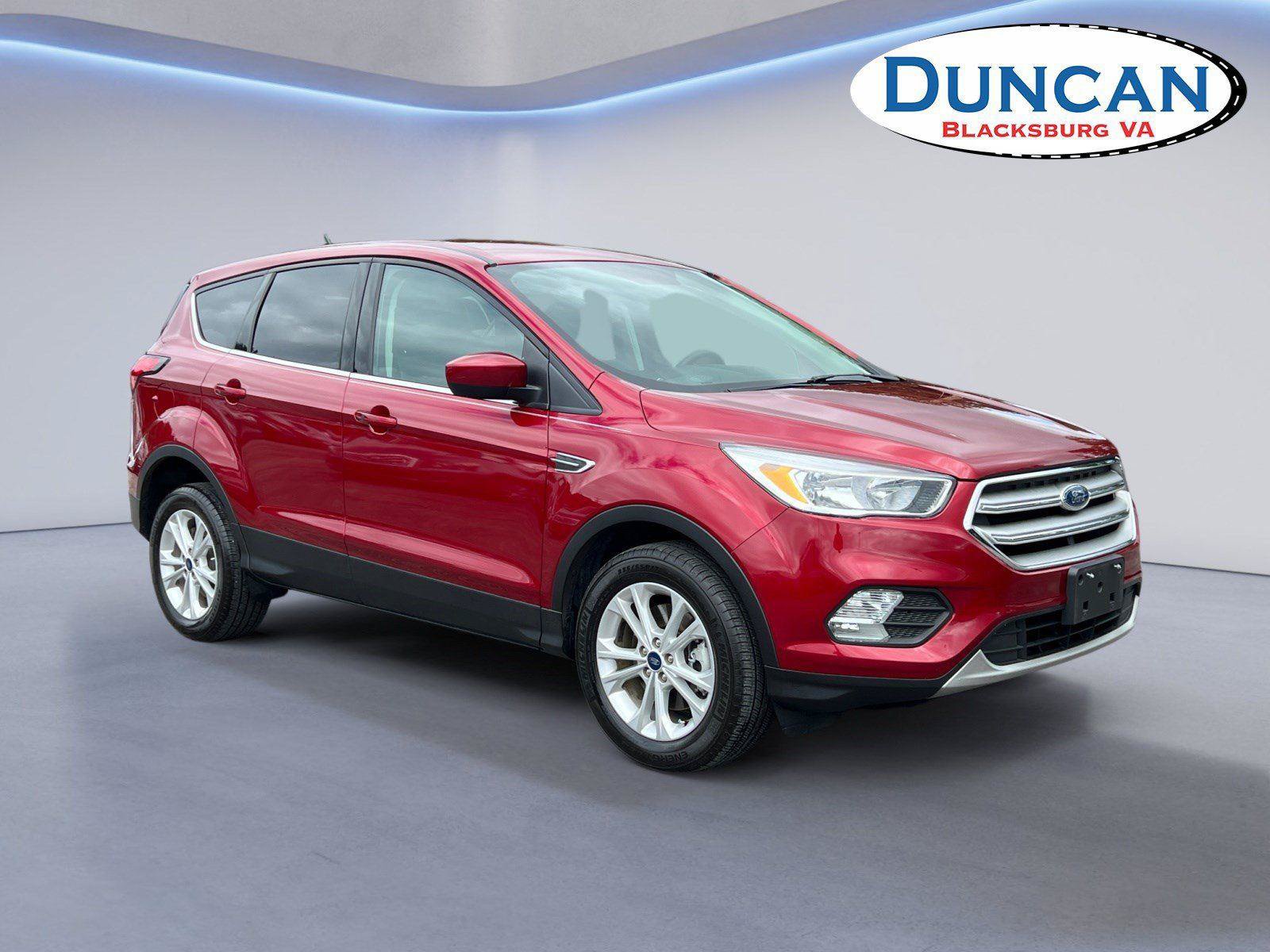 Used 2019 Ford Escape SE AWD/4WD image 1