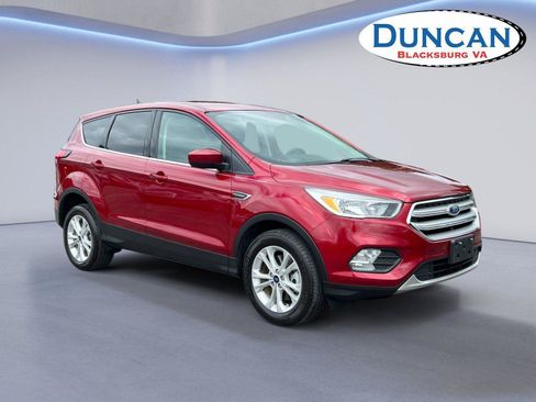 Used 2019 Ford Escape SE AWD/4WD image 1