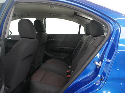 Used 2019 Chevrolet Sonic LT w/ Convenience Package image 16