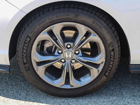 Used 2024 Honda Accord EX image 12