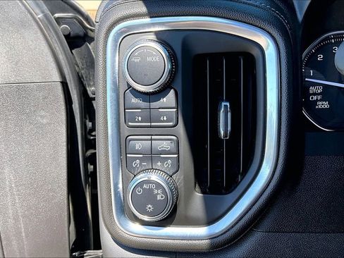 Used 2021 GMC Sierra 1500 Elevation w/ X31 Off-Road Package AWD/4WD image 31