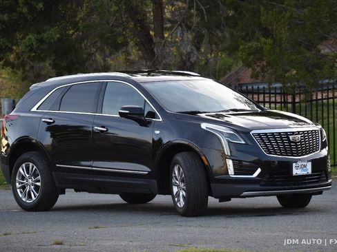 Used 2020 Cadillac XT5 Premium Luxury w/ LPO, Floor Liner Package image 4