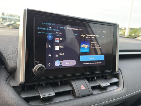 Certified 2025 Toyota RAV4 XLE w/ Convenience Package FWD image 24