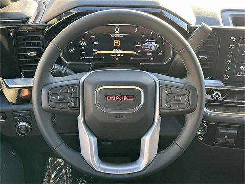 New 2026 GMC Sierra 1500 Elevation image 8