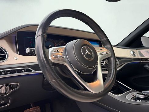 Used 2018 Mercedes-Benz S 560 Sedan image 50