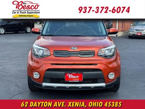 Used 2019 Kia Soul + image 2