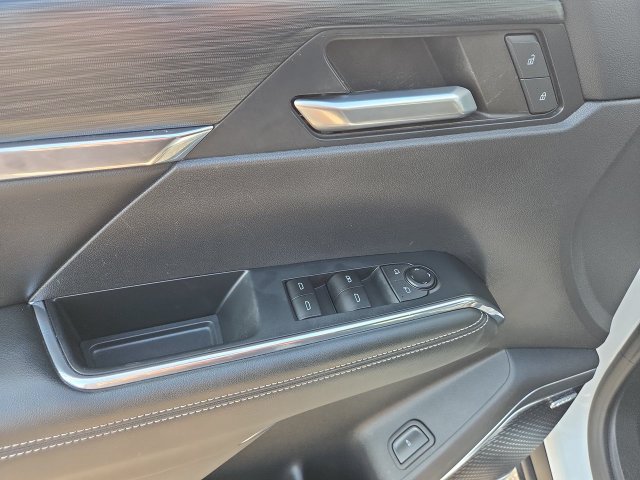 Used 2024 GMC Acadia Elevation FWD image 13