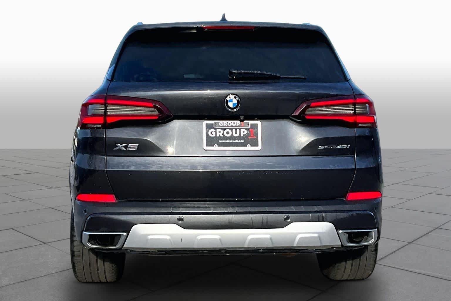 Used 2022 BMW X5 sDrive40i w/ Premium Package RWD image 4