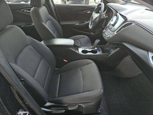 Used 2019 Chevrolet Malibu RS FWD image 29