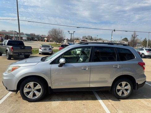 Used 2015 Subaru Forester 2.5i Premium w/ All-Weather Package AWD/4WD image 5