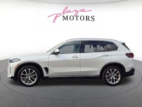 Certified 2026 BMW X5 xDrive40i w/ Premium Package AWD/4WD image 8