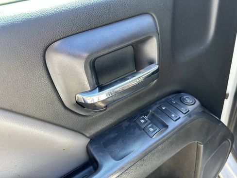 Used 2015 GMC Sierra 1500 2WD Regular Cab image 17
