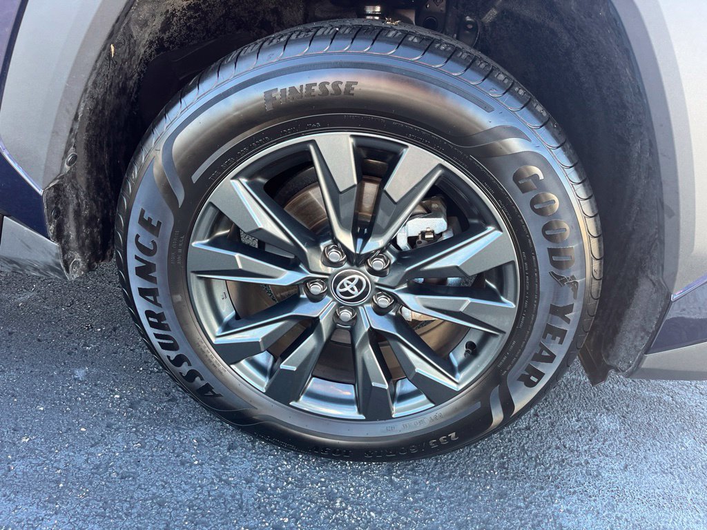 Used 2026 Toyota RAV4 XLE Premium AWD/4WD image 12