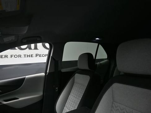Used 2023 Chevrolet Equinox LS w/ LS Convenience Package FWD image 17