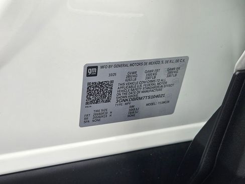 New 2026 Chevrolet Blazer EV LT w/ Super Cruise Package FWD image 38