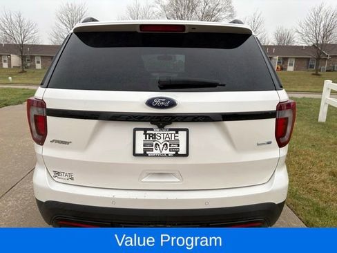 Used 2017 Ford Explorer Sport w/ Equipment Group 401A image 4