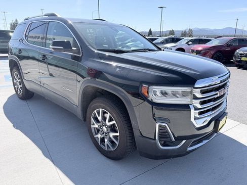 Used 2023 GMC Acadia SLT AWD/4WD image 3