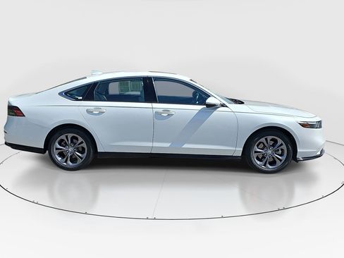 Certified 2023 Honda Accord EX-L image 4