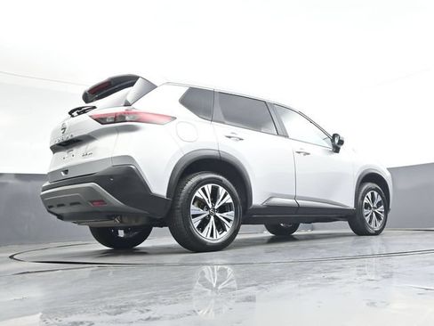 Used 2023 Nissan Rogue SV AWD/4WD image 33
