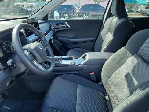 New 2026 Mitsubishi Outlander ES AWD/4WD image 17
