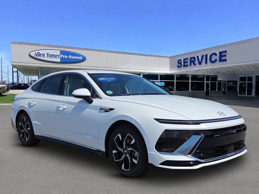 Certified 2024 Hyundai Sonata SEL FWD image 2