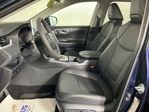 Used 2025 Toyota RAV4 XLE Premium w/ Weather Package AWD/4WD image 13