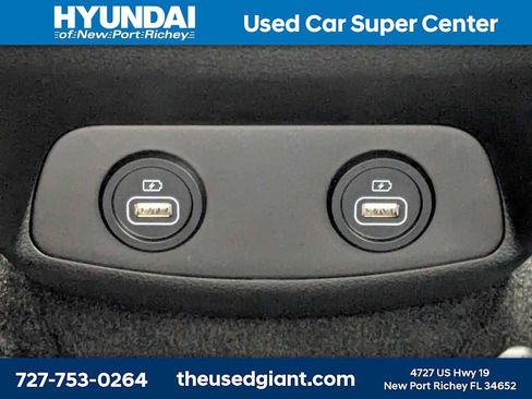Certified 2023 Hyundai Santa Fe SEL w/ Winter Weather Package FWD image 17