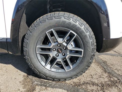 New 2026 GMC Terrain AT4 w/ Convenience Package III image 5