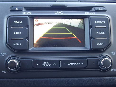 Used 2012 Kia Rio EX w/ Convenience Pkg image 11