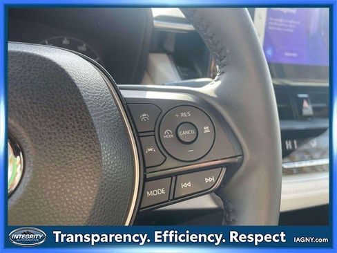 Used 2024 Toyota Corolla SE image 21