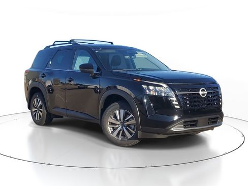 New 2026 Nissan Pathfinder SL image 1