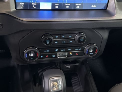 New 2026 Ford Bronco Outer Banks AWD/4WD image 24