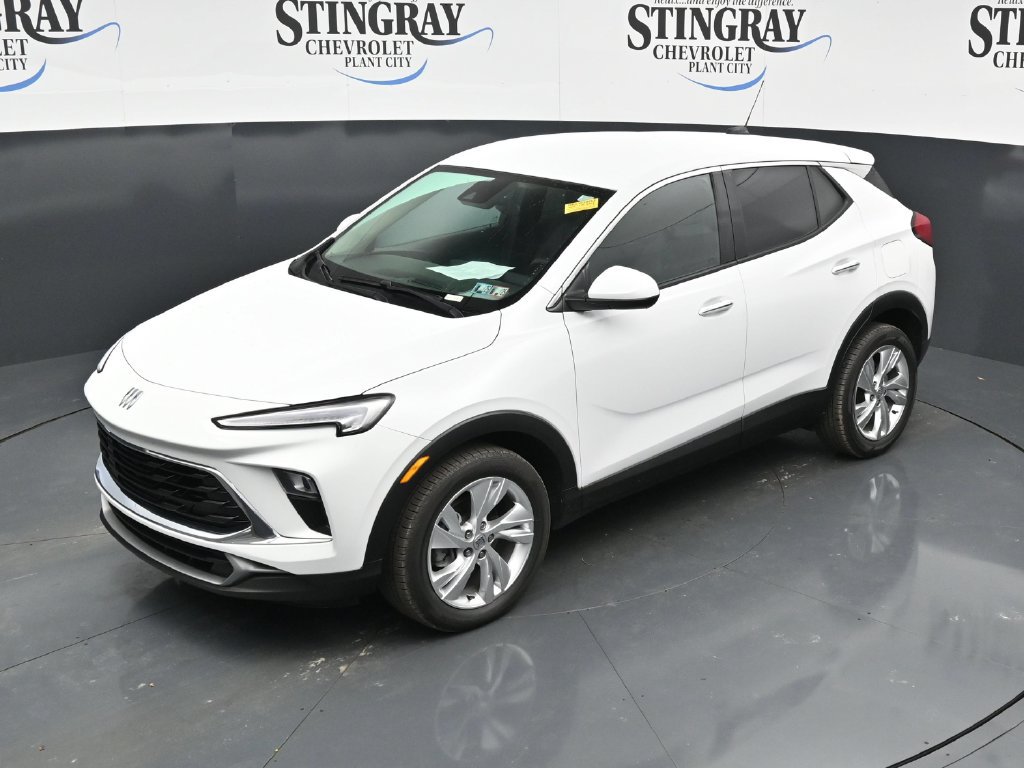 Used 2024 Buick Encore GX Preferred w/ Comfort Package FWD image 20