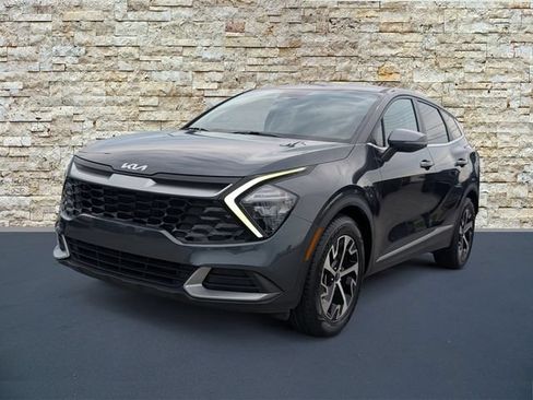 Used 2023 Kia Sportage EX FWD image 5