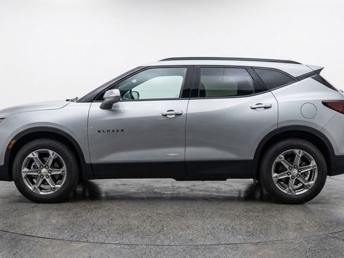 Used 2025 Chevrolet Blazer LT image 5