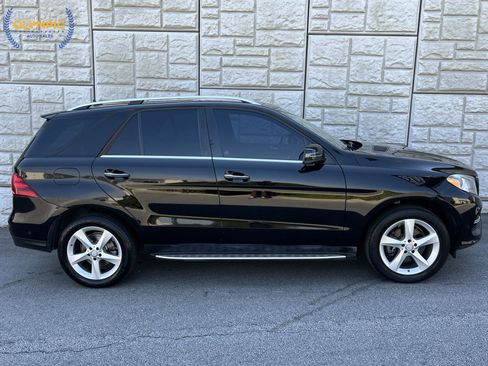 Used 2017 Mercedes-Benz GLE 350 GLE 350 Sport Utility 4D w/ Premium 1 Package image 8