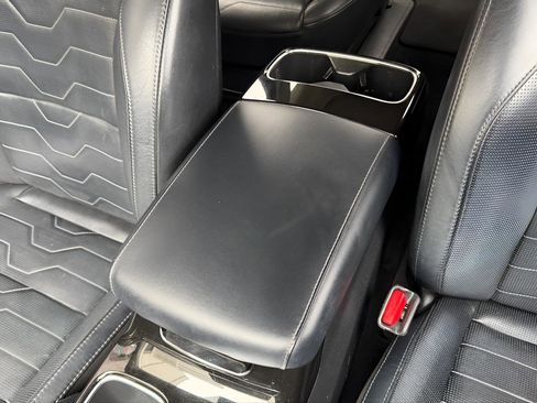 Used 2020 Kia Telluride SX w/ SX Prestige Package image 47