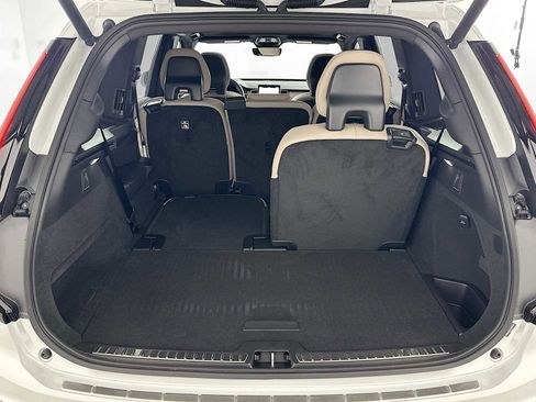 New 2026 Volvo XC90 B6 Plus w/ Protection Package image 25