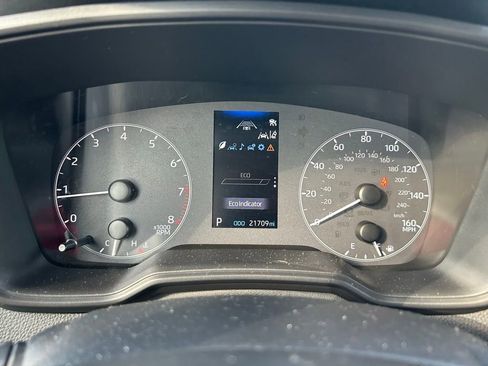 Used 2025 Toyota Corolla LE FWD image 23