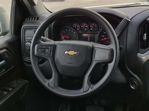 Used 2025 Chevrolet Silverado 1500 W/T w/ WT Value Package image 31