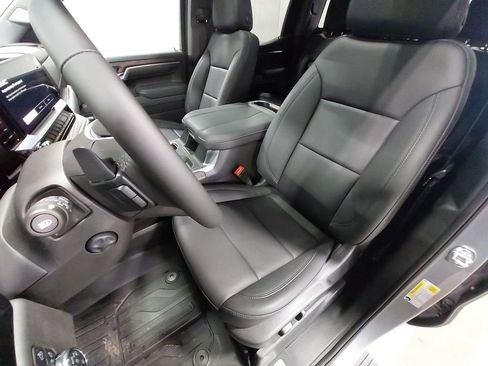 New 2025 GMC Sierra 1500 SLT w/ SLT Premium Plus Package image 14