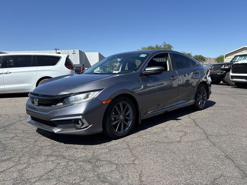 Used 2020 Honda Civic EX image 2